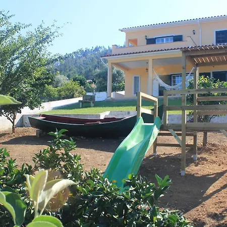 Casa Do Holiday home Pombeira