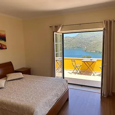 Casa Do Barco Pombeira